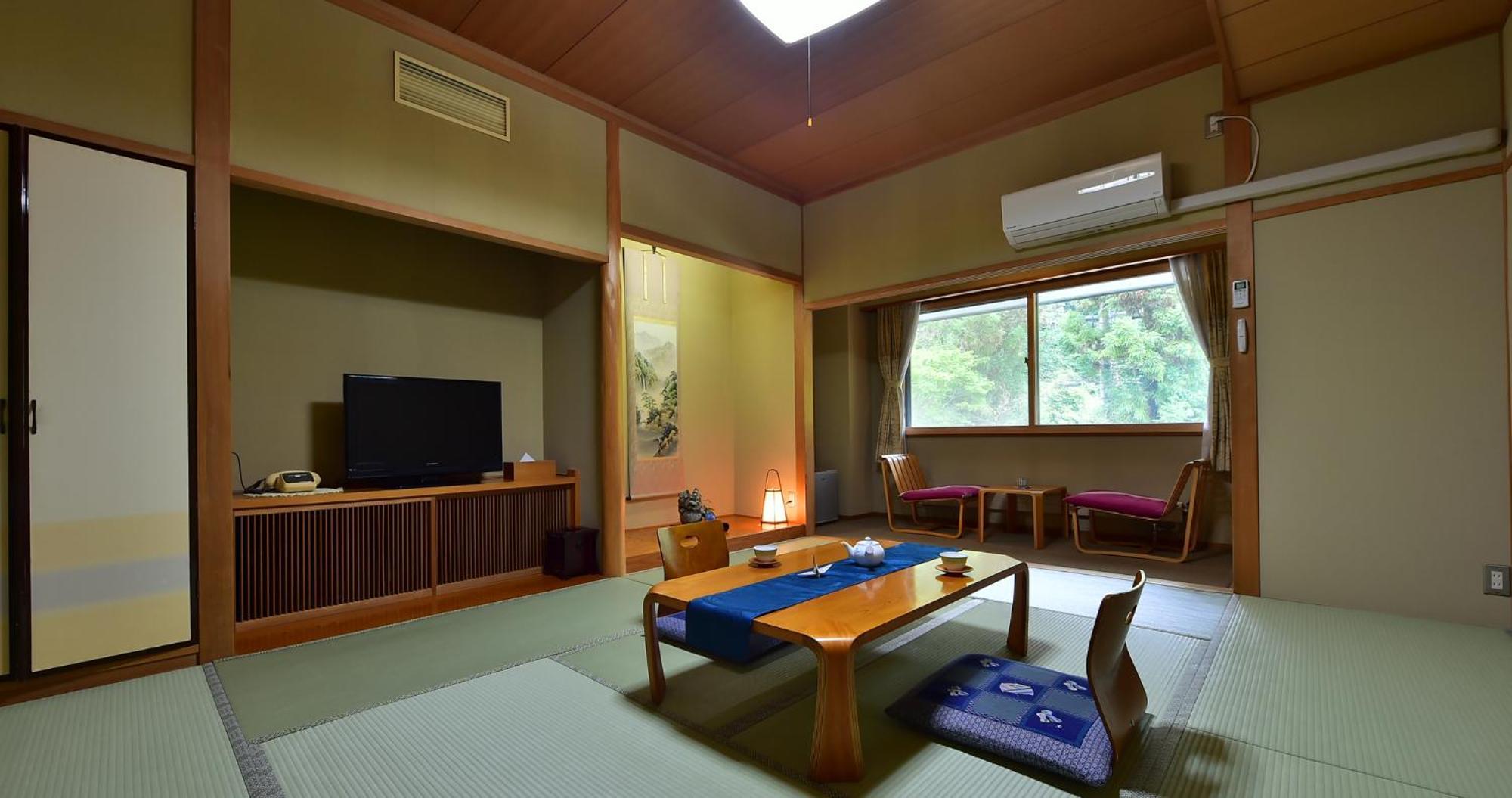 ホテル ことぶき 山ノ内町 エクステリア 写真